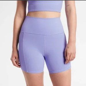Plus Size - Athleta Salutation Stash Pocket II 5" Short